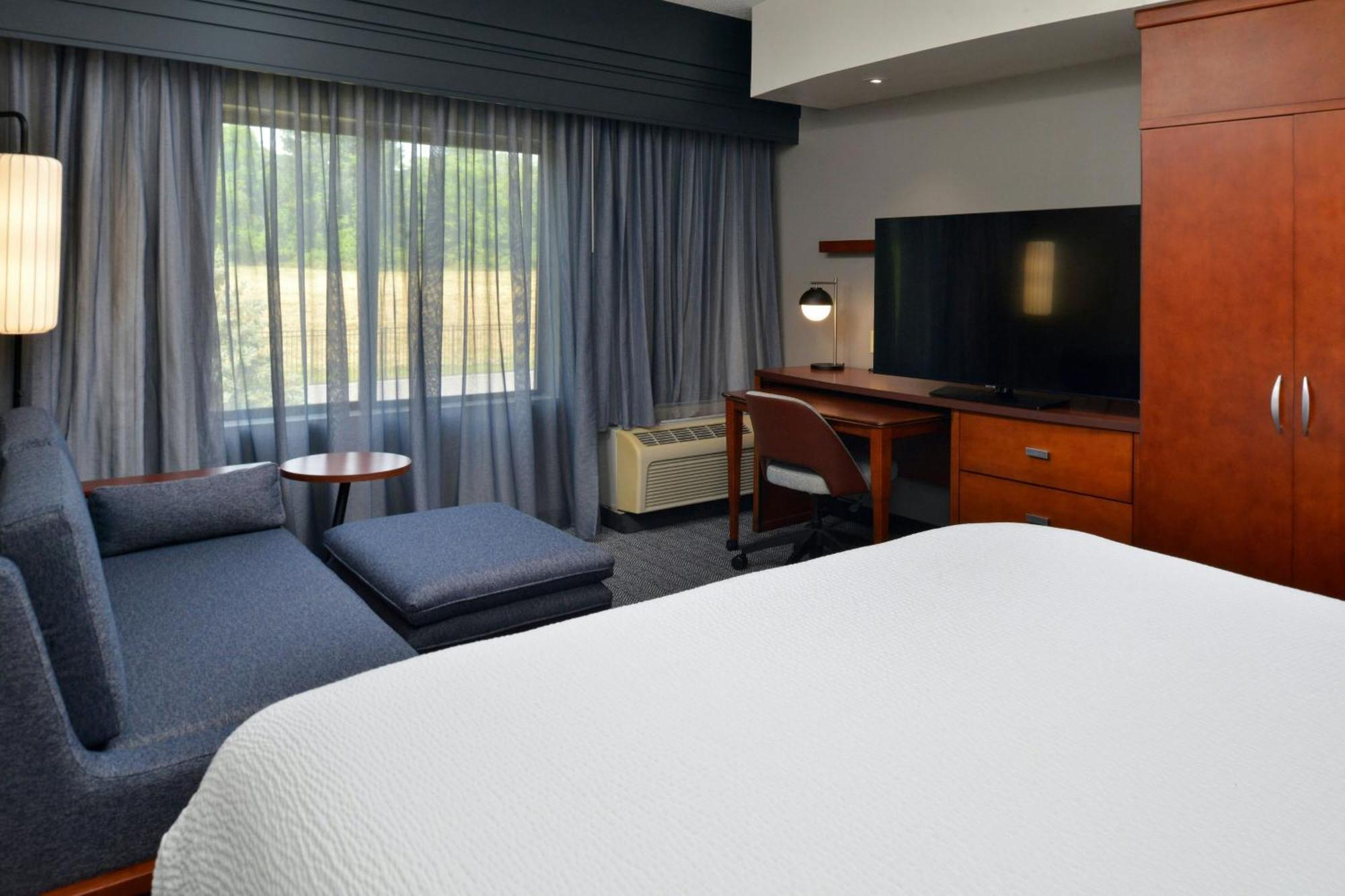Courtyard By Marriott Harrisburg Hershey Eksteriør billede