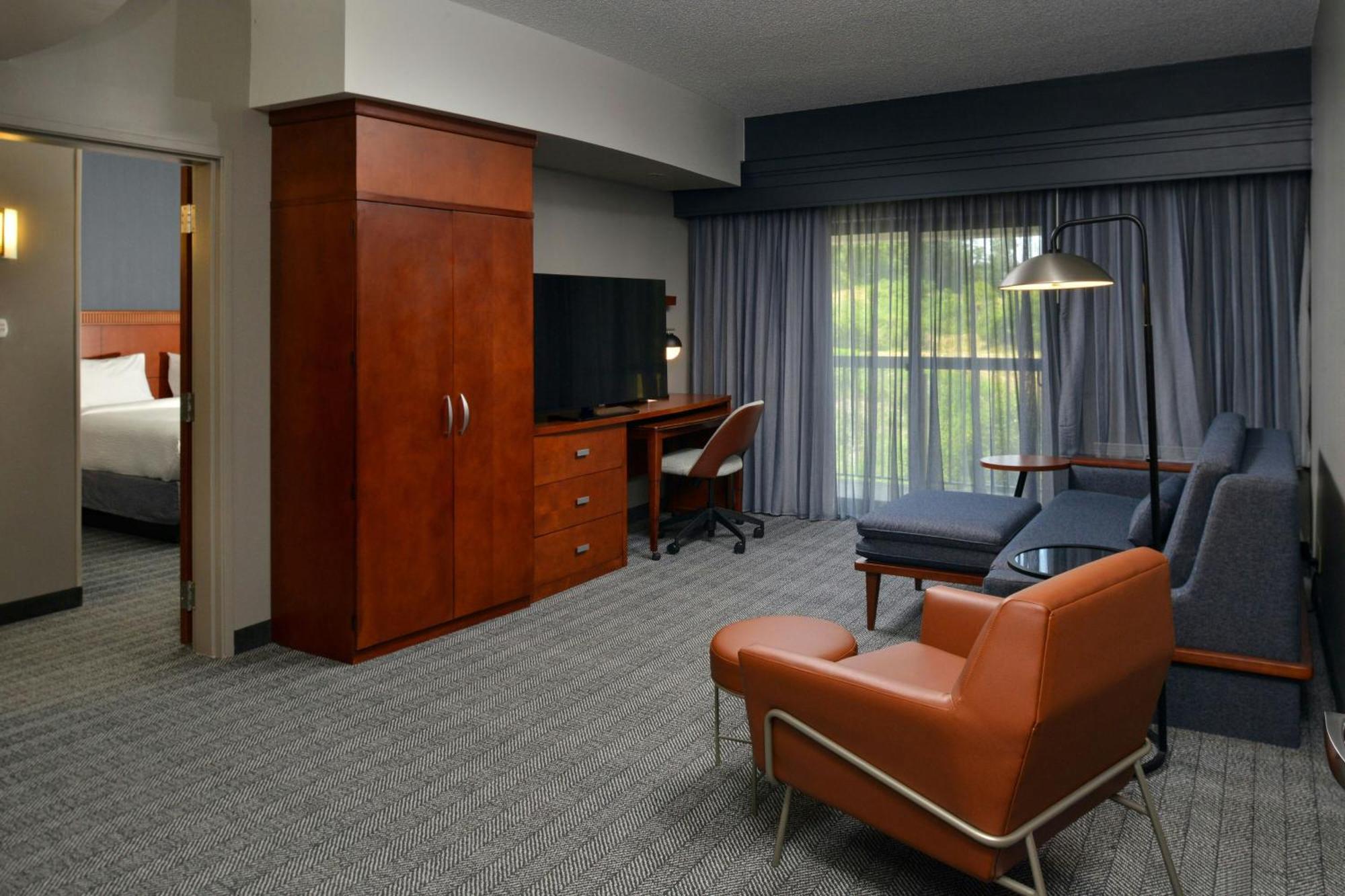 Courtyard By Marriott Harrisburg Hershey Eksteriør billede