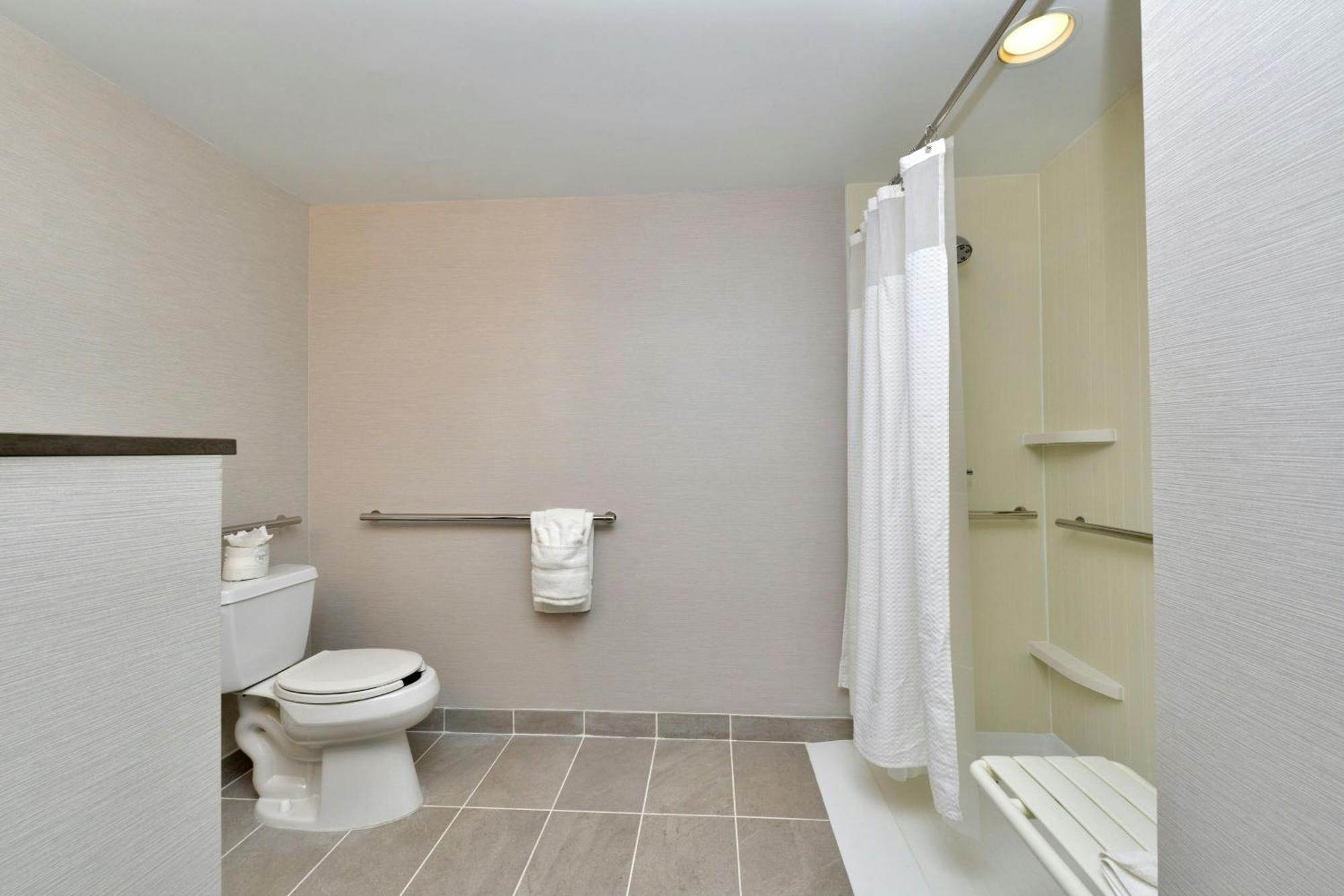 Courtyard By Marriott Harrisburg Hershey Eksteriør billede